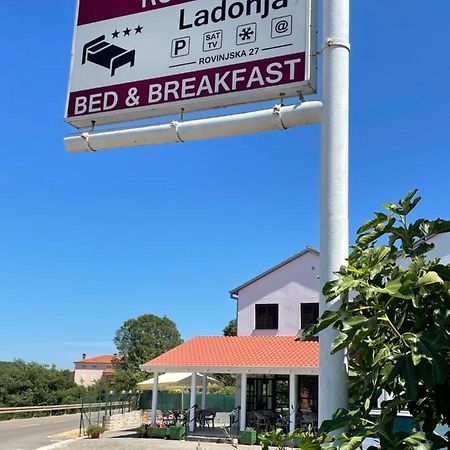 Ladonja Bb Rooms, Family Run Bed & Breakfast Rovinjsko Selo Ngoại thất bức ảnh